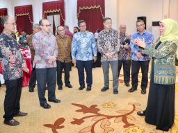 Courtesy Call Bersama Calon Duta Besar Dan Konsul RI, Gubernur Kenalkan Potensi Ekonomi Jatim