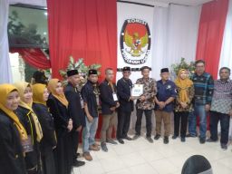 Daftarkan 20 Bacaleg ke KPU, Partai Ummat Surabaya Optimis Raih 5 Kursi