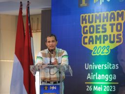 Kemenkumham Sosialisasikan KUHP Nasional Pada Mahasiswa Hukum Unair