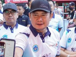 CSR Bank Jatim Rehabilitasi Gapura Jajanan Dan Permainan Anak Di Pusat Kota Lamongan.