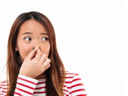 Bahayanya Menahan Kentut