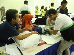 Buruan Daftar, Pelindo Regional 3 Group Gelar Khitan Massal Gratis