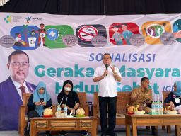 Peduli Stunting, Yahya Zaini Sosialisasi Gerakan Masyarakat Sehat di Nganjuk
