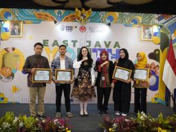 Diskop Dan UKM - Dekranasda Jatim Gelar Workshop Usaha Kekinian
