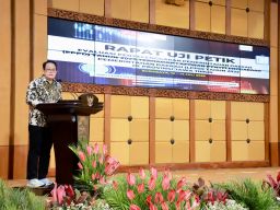 Evaluasi Uji Petik EPPD Terhadap LPPD, Sekdaprov Jatim: Tingkatkan Kinerja Pemerintah Daerah