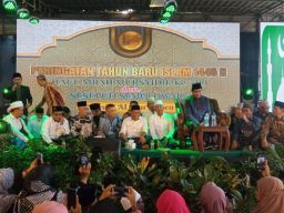 Ndherek Kiai, Anas Karno Menghadiri Haul Mbah Mursidie