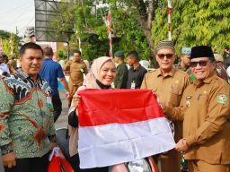 Pemkab Pidie Canangkan Gerakan 10 Ribu Bendera Merah Putih