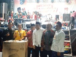 Sekretaris Fraksi PDI-P Surabaya Semarakkan HUT RI Bersama Warga Dukuh Suterejo