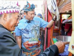 90 Persen Penduduk Desa Padenganploso Berprofesi Penjual Tahu Campur