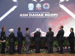 Gubernur Jatim Luncurkan Gerakan Tiada Hari Tanpa Pengembangan Kompetensi ASN