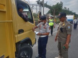 Musim Panen, Satpol PP Gelar Operasi Gabungan Cegah Distribusi Tembakau Luar Madura