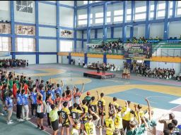 Puluhan Tim Bola Voli Ramaikan Turnamen Dandim Cup Lamongan