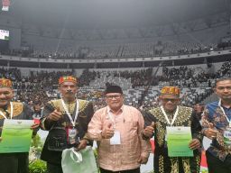 Jaga Kelestarian, Jokowi Berikan SK Hutan Adat Untuk Masyarakat Adat Pidie