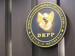 Sairil Munir, Anggota KPU Bangkalan Mendapatkan Peringatan Keras Dari DKPP