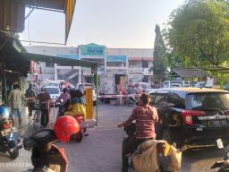 Aku Mencintaimu Secara Sederhana Dengan Masak Semur Lidah Pagi ini