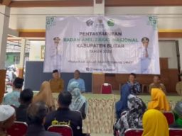 Baznas Blitar Bagikan Dana Zakat Untuk Warga PraSejahtera dan Guru Tidak Tetap