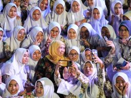 Khofifah Targetkan Jatim Juara Umum MTQ Nasional 2024