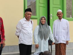 Hikmah Bafaqih Meletakkan Batu Pertama Pengembangan Kantor PCNU Kabupaten Malang