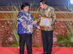 Top, Lamongan Raih Penghargaan Pembina Proklim 2023 Dari Menteri LHK