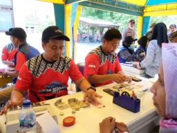 Ekspedisi Rupiah Berdaulat 2023 Layani Penukaran Uang Rusak Dan Lusuh Penghuni Lima Pulau Terluar