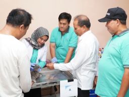 Momen WRD, DPKH Lamongan Beri Vaksin Rabies Dan Pemeriksaan Kesehatan Hewan Peliharaan Gratis
