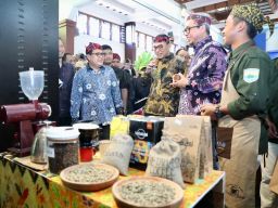 Lampaui Nasional, Indeks Masyarakat Digital Jatim Tahun 2022 Capai 39,42