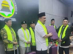 DMI Luncurkan Program Umroh, Khusus Takmir dan Jamaah Masjid Se-Surabaya