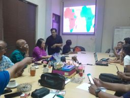 Bersama Aktivis HAM Internasional PWI Jatim Bahas Sahara Barat