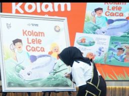 Bunda Paud Lamongan Luncurkan Buku Kolam Lele Caca untuk Penuhi Kebutuhan Literasi