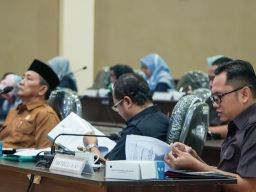 Fraksi-Fraksi DPRD Lamongan Semangat Tanggapi RAPBD 2024