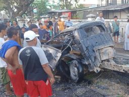 Mitsubishi L300 Pikap Remuk Tertabrak KA Banteng Cargo, Sopir Dan Kernet Selamat
