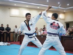 Anggota Satpol PP Jatim Dibekali Bela Diri Tarung Derajat