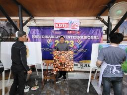 Disabilitas Lukis Capres Ganjar Pranowo, Abdul Ghoni: Ganjar Memiliki Komunikasi Massa yang Baik