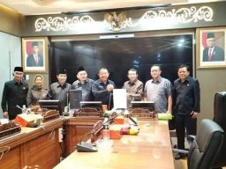 Adam Rusydi Resmi Jabat Ketua Komisi A DPRD Jatim