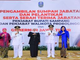 Gubernur Khofifah Lantik Pj. Bupati Sampang dan Pj. Walikota Probolinggo
