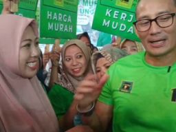 Ketua Bappilu DPP PPP Sandiaga Uno ke Lamongan Bawa Sembako Murah
