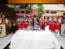 Gagas Kelompok SSID, Seniman dan Budayawan Jatim Gelar Ziarah Kebangsaan 