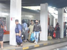 KAI Mulai Buka Pemesanan Tiket Angkutan Lebaran Arus Balik H + 1