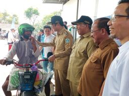 Ribuan Petani Lamongan Kegirangan Dapat Diskon Pupuk Non Subsidi