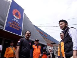 Wagub Emil Tegaskan Percepatan Pembersihan Enceng Gondok Guna Cegah Banjir Susulan