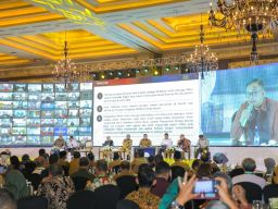 Rakor Bersama Mendagri dan Kabapanas, Pj. Gubernur Adhy Pastikan Jatim Siap Kendalikan Inflasi