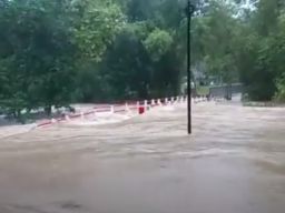 Waspadai Bencana Hidrometeorologi Dampak Dari Cuaca Ekstrim Hingga 18 Maret di Jawa Timur