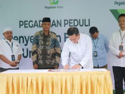 PT Pegadaian Peduli Hadir Untuk Negeri, Serahkan Bantuan 2 Unit Mobil Ambulance