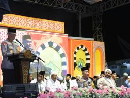 Kapolda Jawa Timur Irjen Pol. Drs. Imam Sugianto Hadiri Haul Di Pondok Pesantren Nurut Taqwa