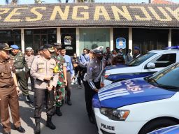 Apel Gelar Pasukan Operasi Ketupat Semeru 2024, Polres Nganjuk Siap Amankan Arus Mudik dan Balik