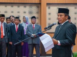 Resmi Lantik Pejabat Baru, Rektor Unesa: Lakukan Transformasi dan Tingkatkan Reputasi Kampus