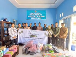 ICAM Center dan Halal Center KAHMI Jatim Berbagi Berkah Ramadhan Dengan Lansia di Panti Jompo