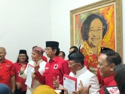 Sebut Pimpin Surabaya Cuma Tiga Tahun, Eri Klaim Pengangguran dan Kemiskinan Turun Drastis