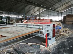 DPR RI minta BUMN Perkebunan bantu bahan baku industri plywood