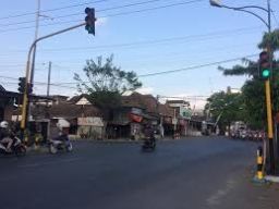 Mengungkap Sejarah Perempatan Bis Nggoling di Tulungagung